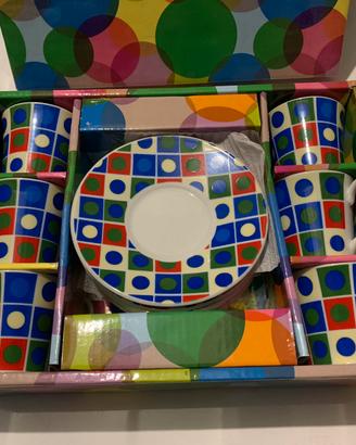 Set da 6 tazzine di caffè con piattini