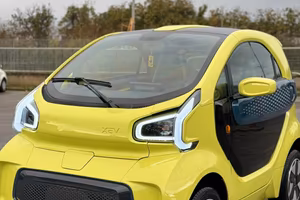 Xev Yoyo km 0 iva esposta 24 mesi garanzia