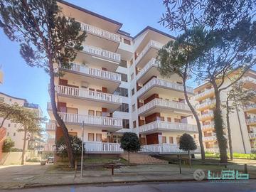 APPARTAMENTO LIGNANO CON POSTO AUTO