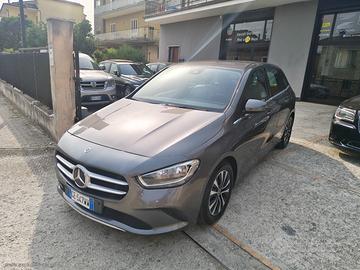 MERCEDES-BENZ B 180 d Automatic Executive