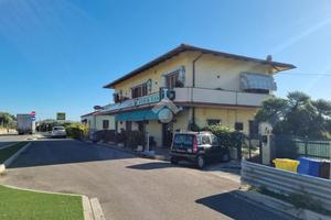 5 LOCALI A NOTARESCO