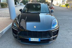 Porsche Macan 3.0 D My 2017 con Approved