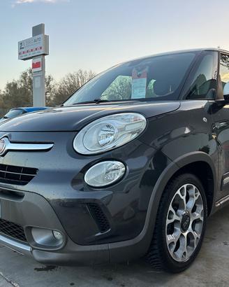 FIAT 500L 1.6 MJT 120 CV Trekking