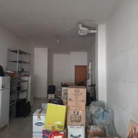 Locale commerciale in via Montegrappa-Bari