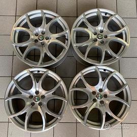 Cerchi in lega da 18 originali alfa romeo 147