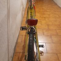 Bicicletta da corsa a Siena