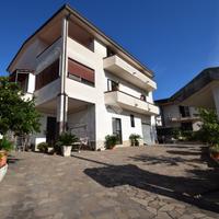 VILLA SINGOLA A SANT'AGATA DE' GOTI