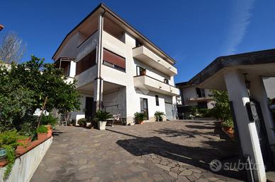VILLA SINGOLA A SANT'AGATA DE' GOTI