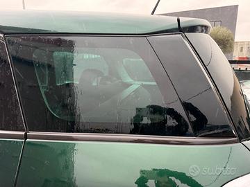 Vetro fisso posteriore sinistro FIAT 500L anno 201