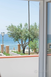 Ischia sulla spiaggia dei Maronti