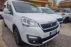 PEUGEOT Partner Tepee BlueHDi 100 4x4 Active Tra