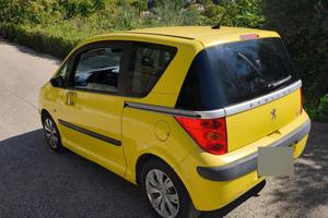 Peugeot 1007 1.4 Benzina anno 2005 con 145.000 km