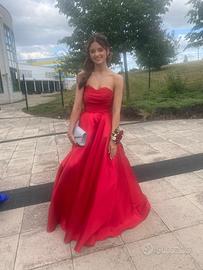 Abito da ballo rosso