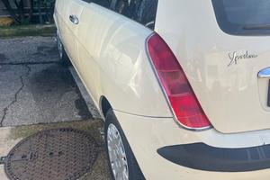 Lancia Ypsilon 1.4 Platino