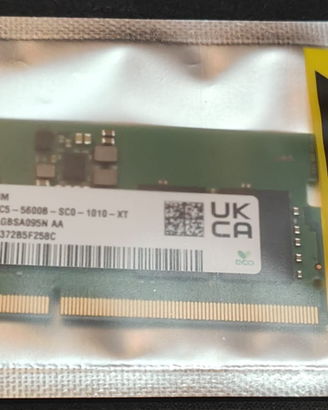 1 x SODIMM DDR5 SK Hynyx 5600 da 8Gb