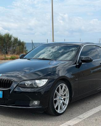 BMW serie 3 330d E93