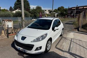 Peugeot 207 1.4 VTi 95CV 5p. XS NEOPATENTATI
