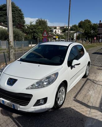 Peugeot 207 1.4 VTi 95CV 5p. XS NEOPATENTATI