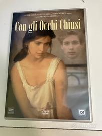 Con gli occhi chiusi,film dvd