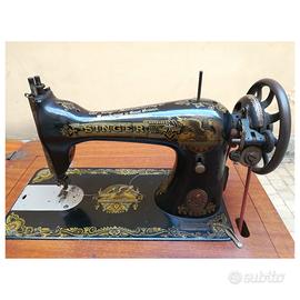 Macchina da cucire Singer d'epoca modello Sfinge
