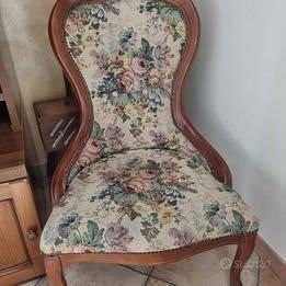 Poltrona da camera imbottita