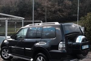 mitsubishi pajero v80