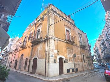 MONOLOCALE A BARLETTA