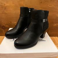 Stivaletto nero con finitura brillantini