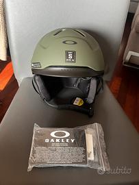 Casco sci oakley