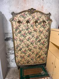 Appendiabiti Vintage Monumentale, Cornice Vintage