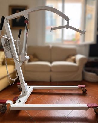 Sollevatore elettrico per disabili/anziani