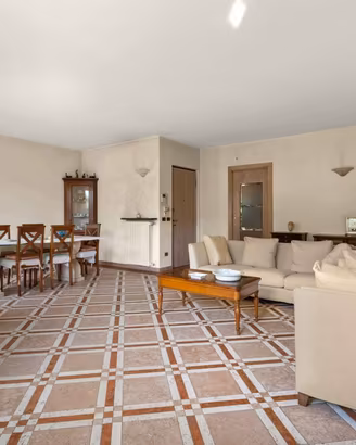 Tavolo, Credenza, Divani
