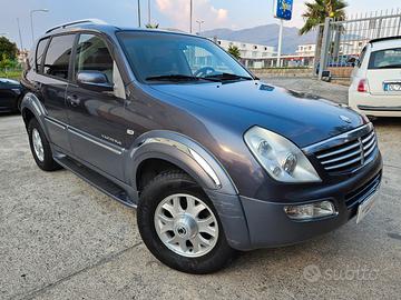 Ssangyong rexton 2.7 cdi automatica ( mercedes )