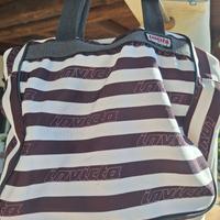 Borsa invicta