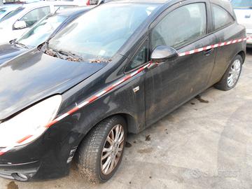 OPEL CORSA D 2009 (SOLO RICAMBI)