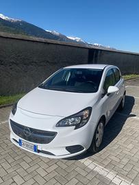 Opel corsa neopatentati