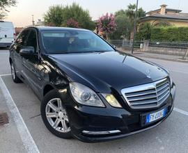 Mercedes-benz E 200 220 CDI BlueEFFICIENCY Eleganc