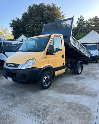 Iveco Daily 35c14 Ribaltabile Trilaterale