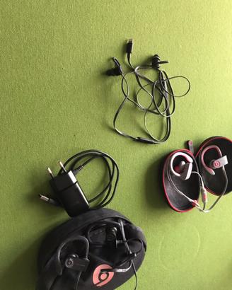 Cuffie beats