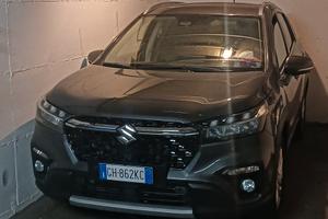 SUZUKI SCROSS HYBRID. Usato pari al nuovo