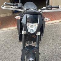Ktm duke 690