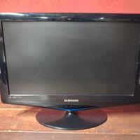 Samsung LE22B350F2W 22” LCD HD Ready – HDMI + VGA