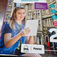 Libro di inglese seconda media.