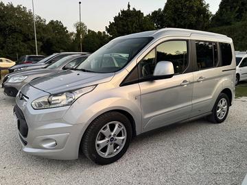 Ford Tourneo Connect 1.5 TDCi 120 CV Titanium