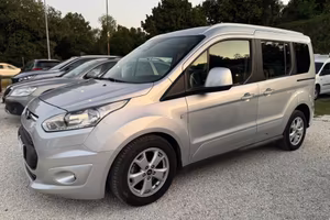 Ford Tourneo Connect 1.5 TDCi 120 CV Titanium