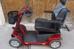 Scooter elettrico La Sovrana Maxi Reale