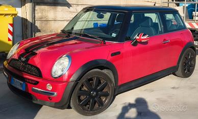 Mini one Allestimento cooper