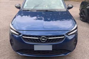OPEL CORSA PER NEOPATENTATI