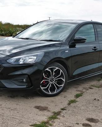 Ricambi ford focus 2021 st line