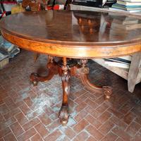 Tavolo antiquariato